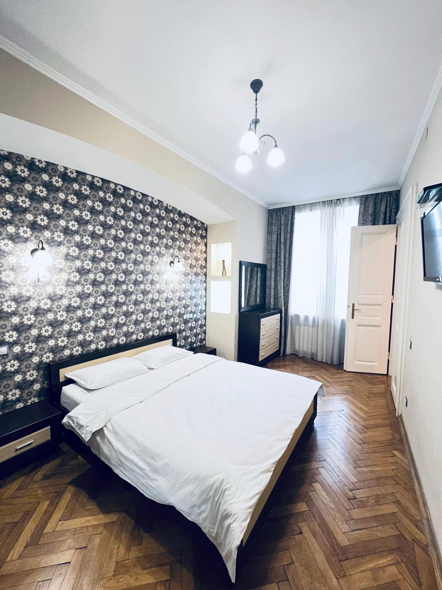 Petra Doroshenka19 Street Apartment ลวีฟ ภายนอก รูปภาพ